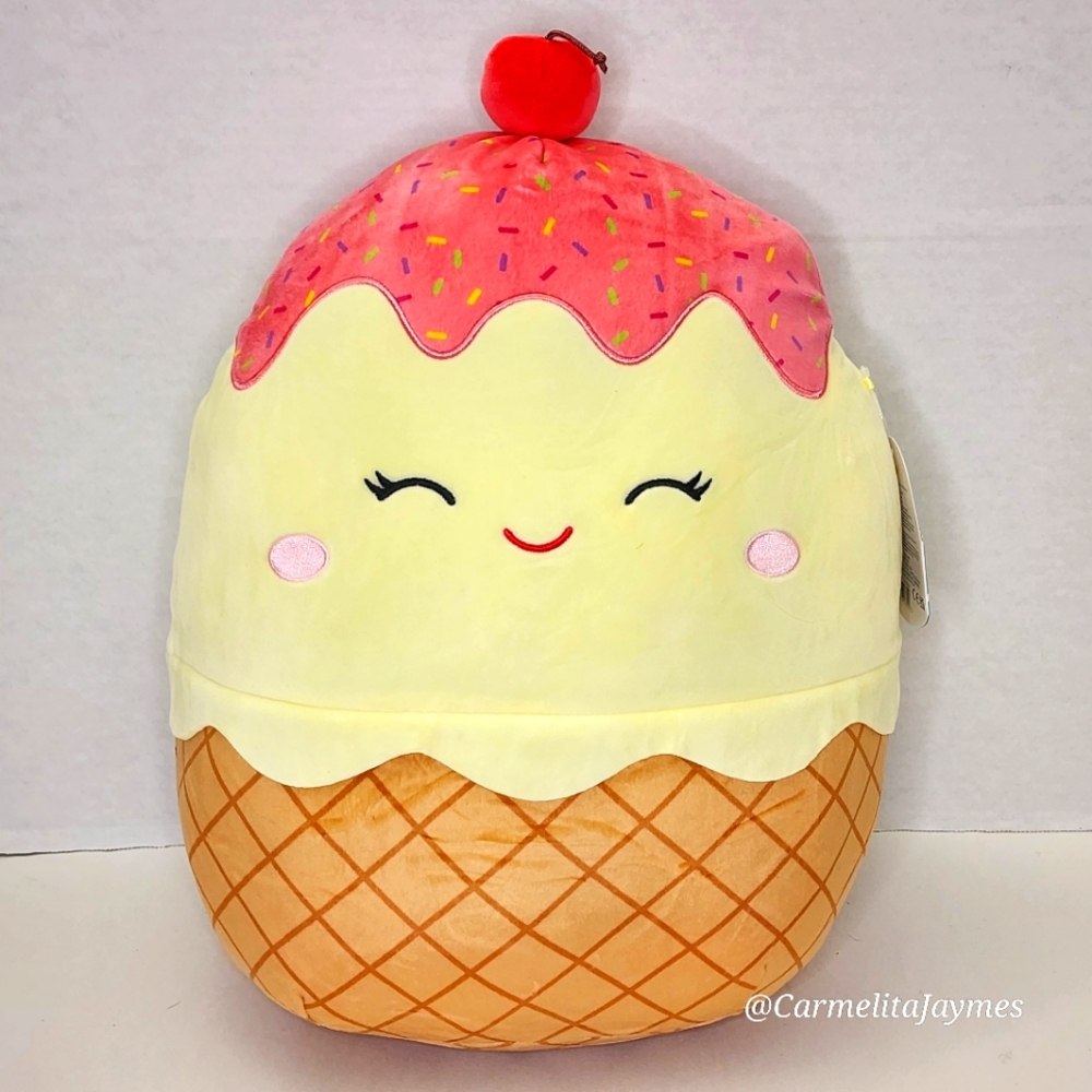 SHANNON 🍦Vanilla Ice Cream w Strawberry Sauce & Sprinkles Squishmallow ☆ NWT ☆